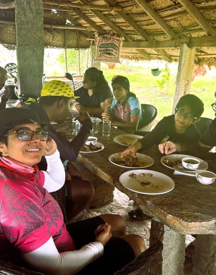 bikers-breakfast-table